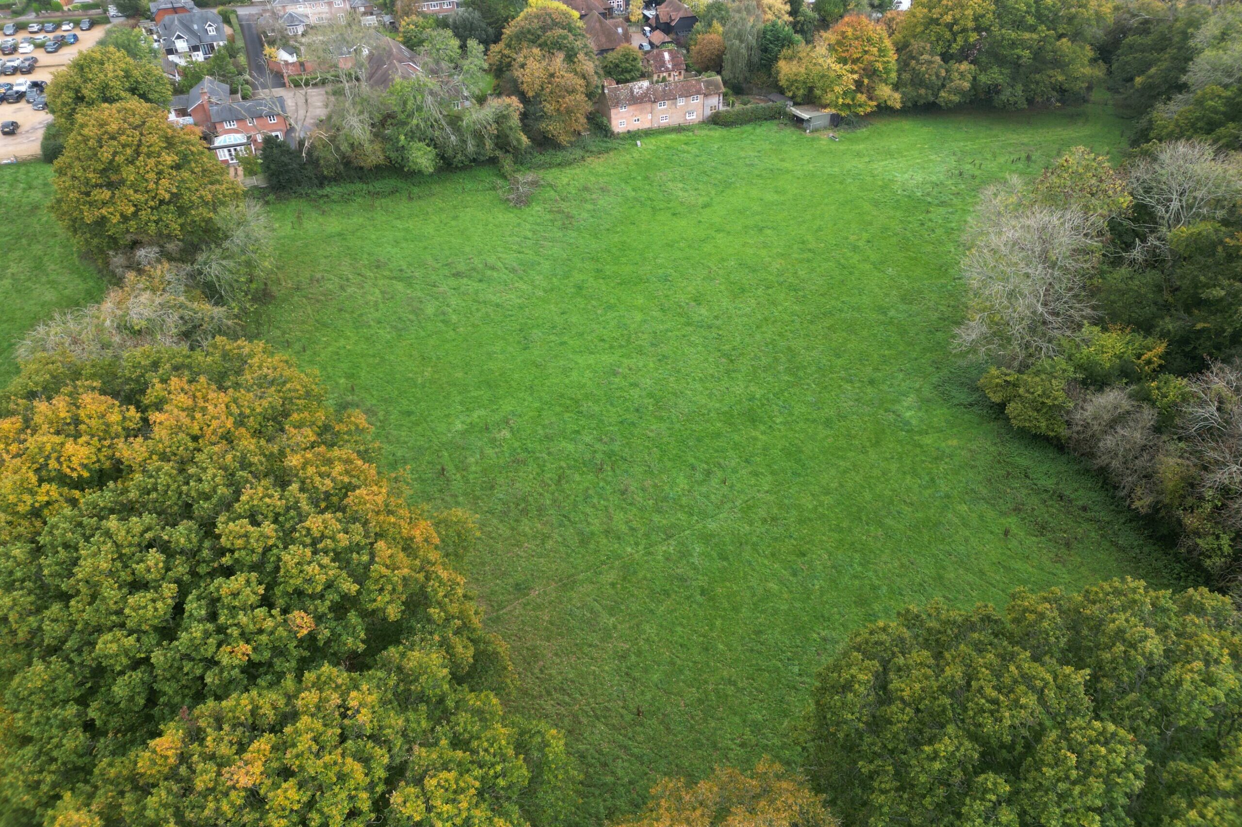 Land off Hampton Hill